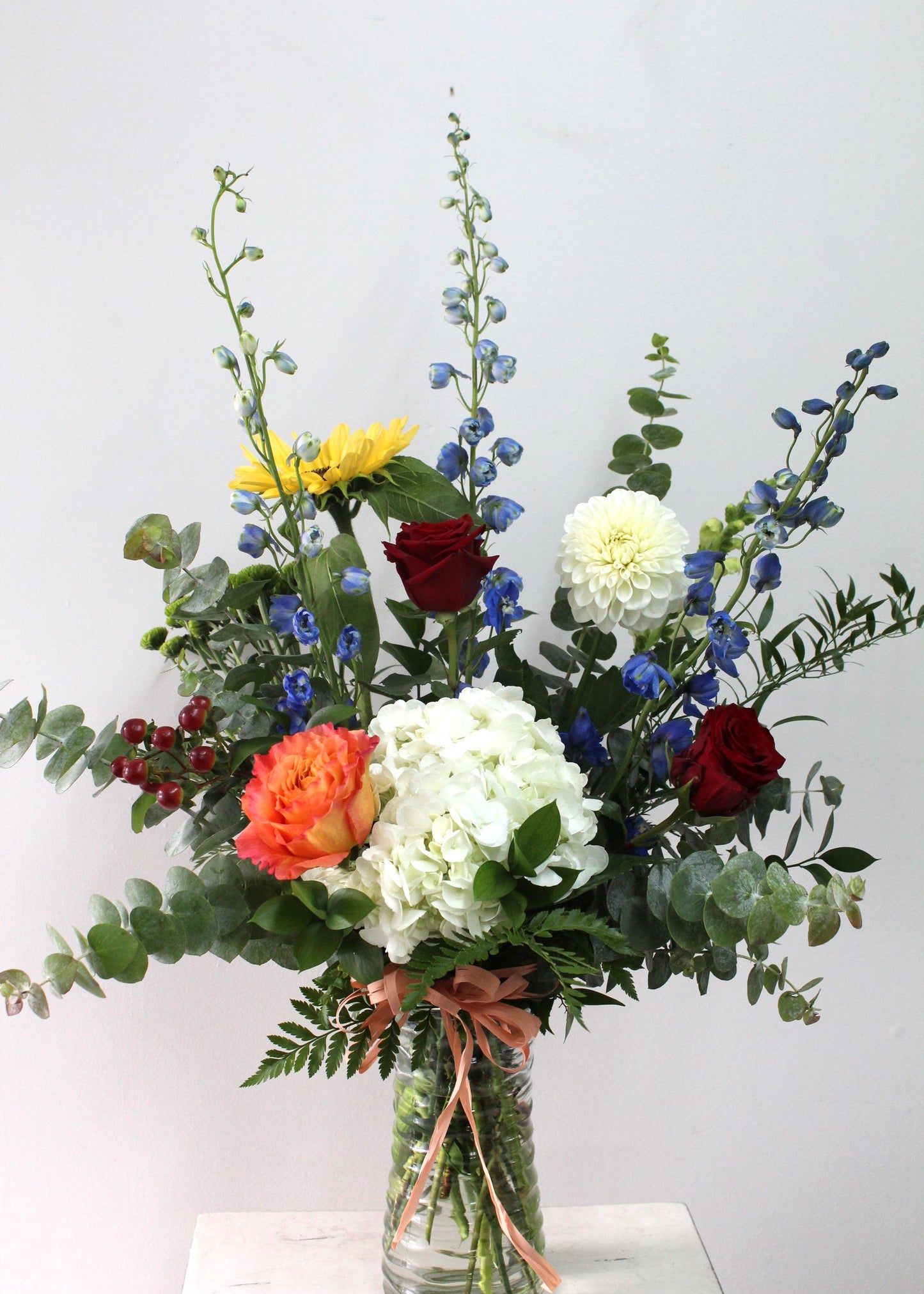 Bouquet de fleurs au choix du fleuriste dans un vase