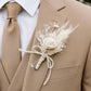 Boutonnière de fleurs séchées