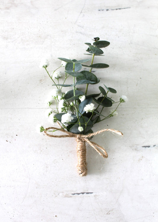 Boutonnière eucalyptus